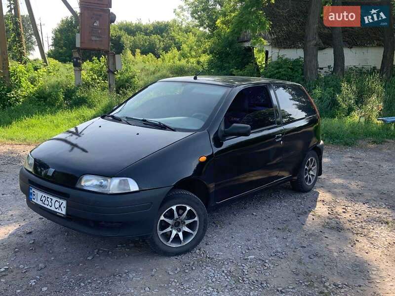 Хэтчбек Fiat Punto 1996 в 