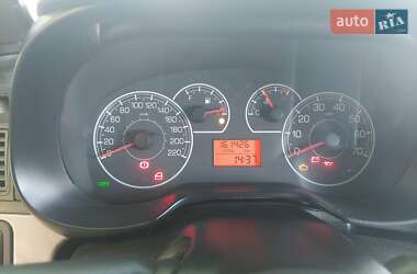 Хэтчбек Fiat Punto 2011 в 