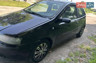 Хэтчбек Fiat Punto 2001 в 