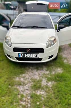 Хэтчбек Fiat Punto 2011 в 