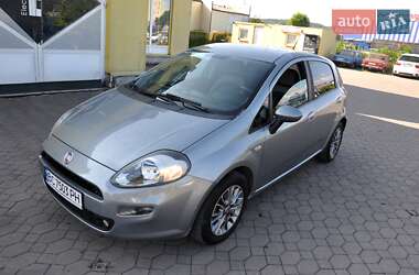 Хэтчбек Fiat Punto 2012 в 