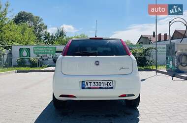 Хэтчбек Fiat Punto 2012 в 