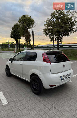 Хетчбек Fiat Punto 2015 в Львові