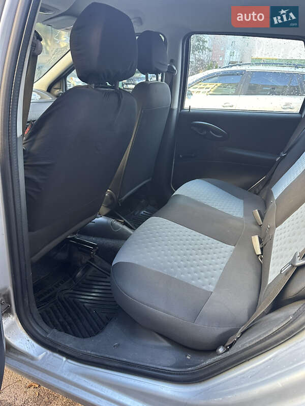 Хэтчбек Fiat Punto 2007 в Киеве