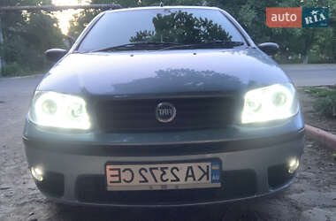 Хэтчбек Fiat Punto 2007 в 