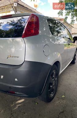 Хэтчбек Fiat Punto 2013 в 