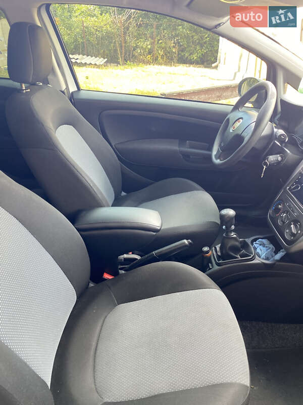 Хэтчбек Fiat Punto 2013 в Умани