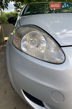 Хэтчбек Fiat Punto 2013 в 