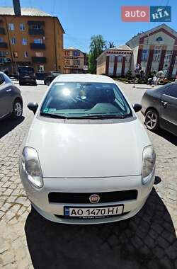 Хетчбек Fiat Punto 2011 в Мукачевому
