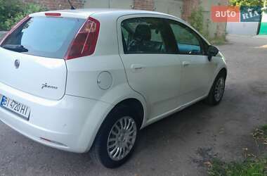 Хэтчбек Fiat Punto 2009 в 