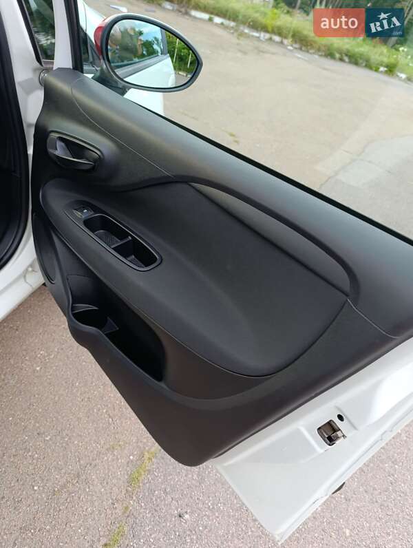 Хэтчбек Fiat Punto 2011 в Дубно фото 19 Хэтчбек Fiat Punto 2011 в Дубно