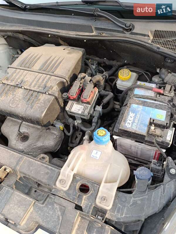 Хэтчбек Fiat Punto 2011 в Дубно фото 23 Хэтчбек Fiat Punto 2011 в Дубно