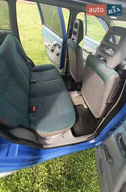 Хэтчбек Fiat Punto 1995 в 
