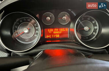 Хэтчбек Fiat Punto 2010 в 