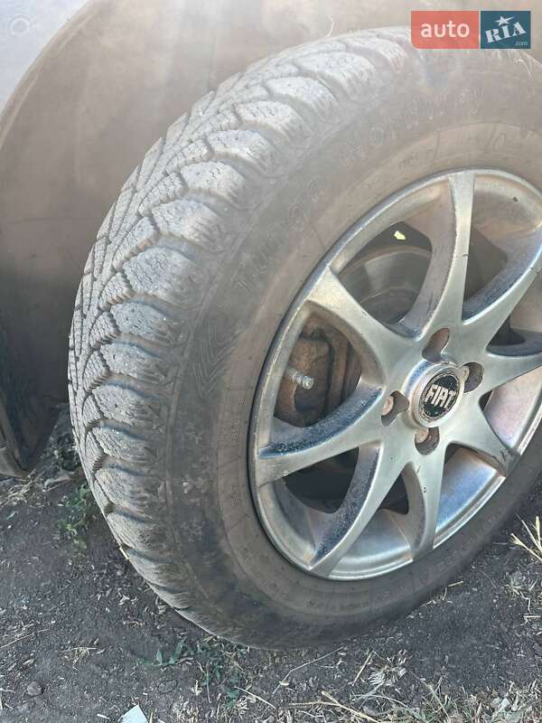 Хэтчбек Fiat Punto 1999 в Кривом Роге