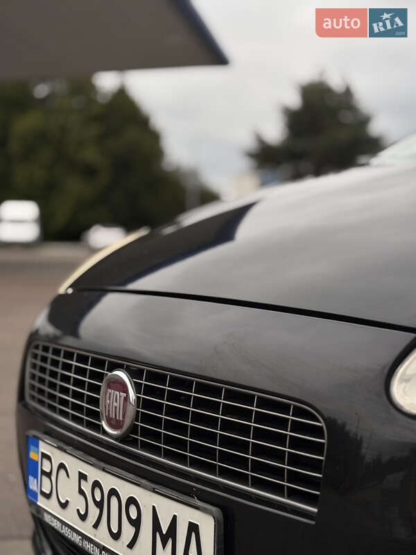 Хэтчбек Fiat Punto 2008 в Стрые