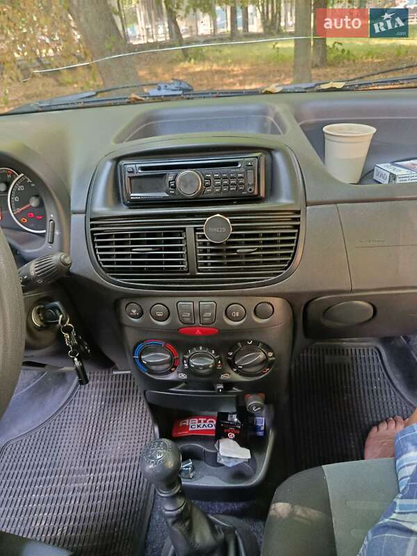Хетчбек Fiat Punto 2010 в Кременчуці