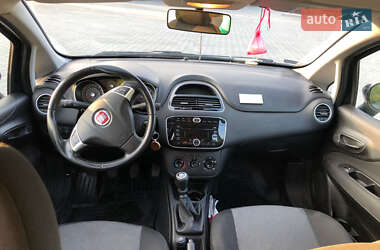 Хэтчбек Fiat Punto 2014 в 