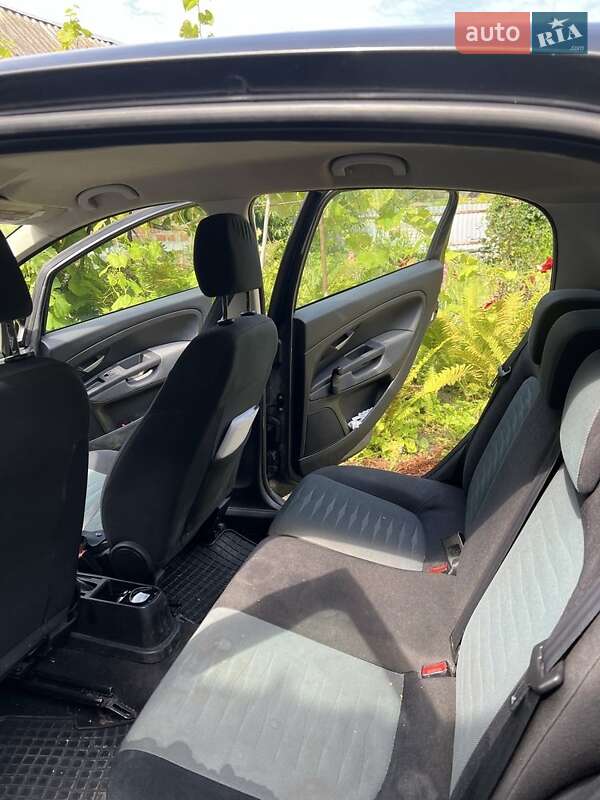 Хэтчбек Fiat Punto 2009 в Житомире фото 7 Хэтчбек Fiat Punto 2009 в Житомире