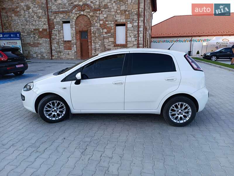 Хэтчбек Fiat Punto 2011 в Тернополе