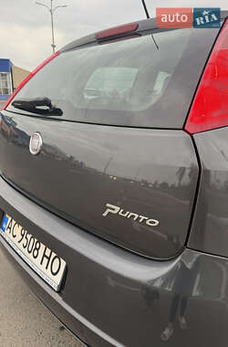 Хэтчбек Fiat Punto 2009 в 