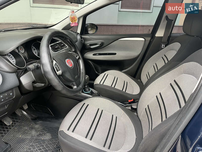 Хэтчбек Fiat Punto 2011 в Запорожье