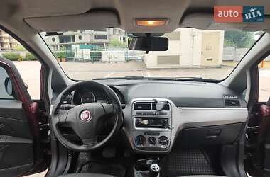 Хэтчбек Fiat Punto 2013 в 
