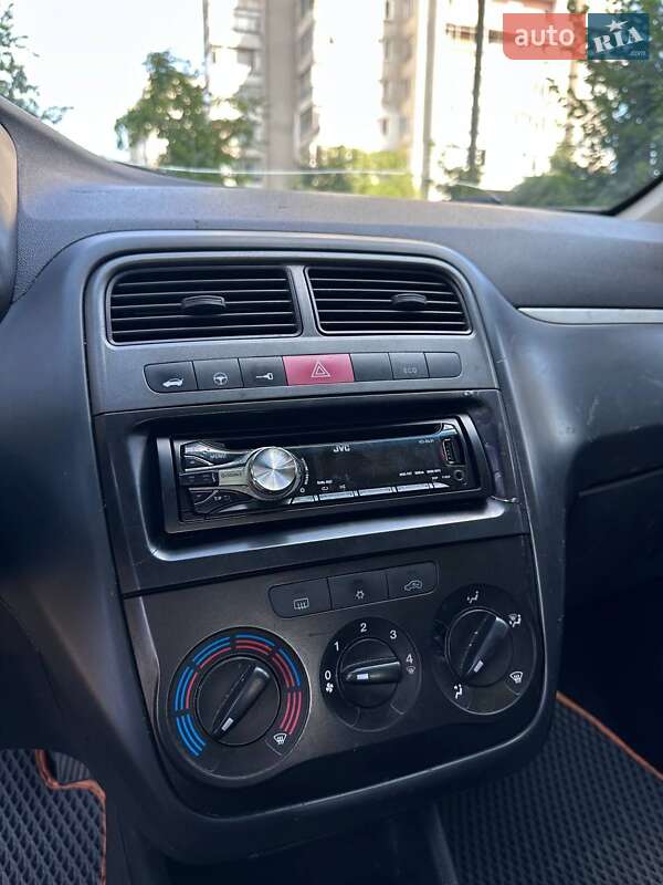 Хэтчбек Fiat Punto 2007 в Ровно фото 8 Хэтчбек Fiat Punto 2007 в Ровно