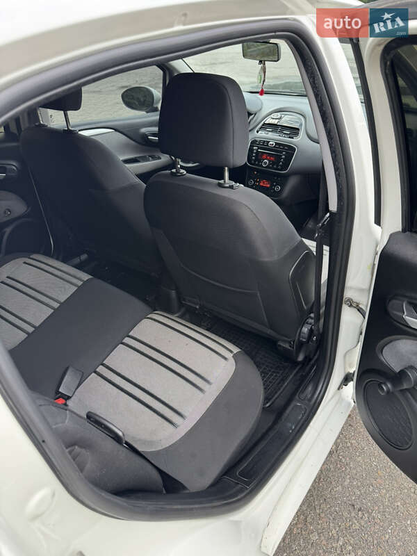 Хэтчбек Fiat Punto 2011 в Житомире фото 11 Хэтчбек Fiat Punto 2011 в Житомире