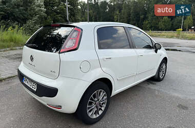 Хетчбек Fiat Punto 2011 в 