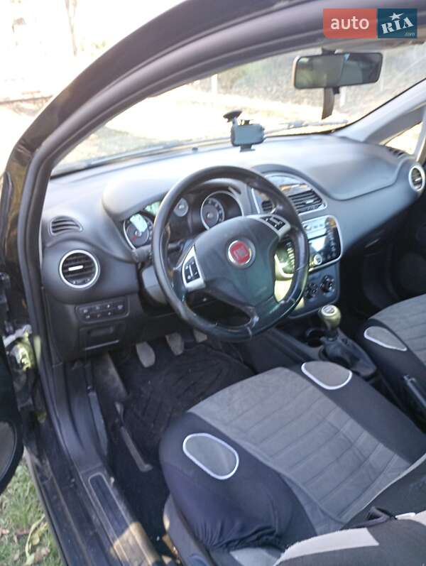 Хэтчбек Fiat Punto 2013 в Виннице