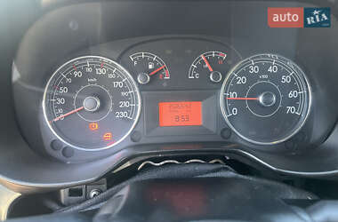 Хэтчбек Fiat Punto 2012 в 