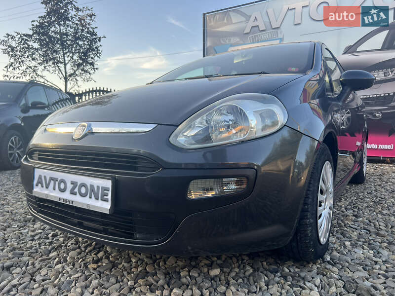 Хэтчбек Fiat Punto 2010 в Коломые