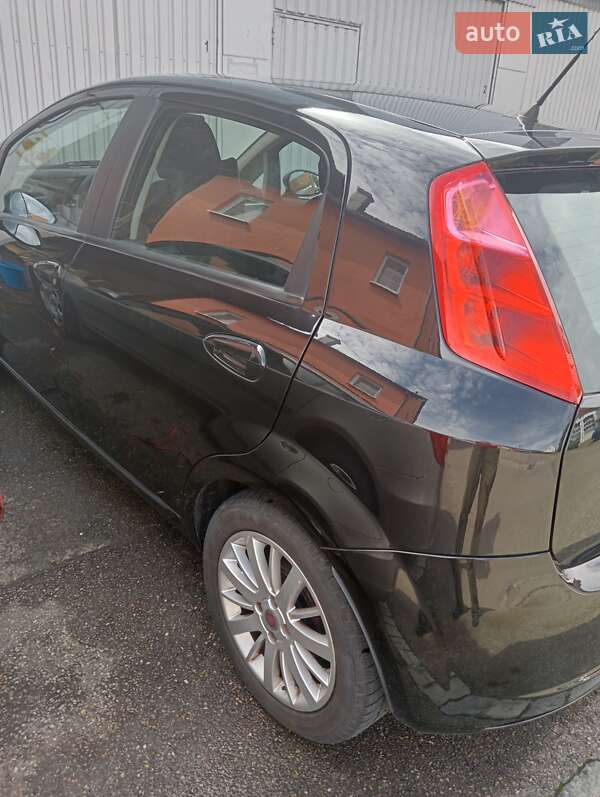 Хэтчбек Fiat Punto 2009 в Черкассах фото 18 Хэтчбек Fiat Punto 2009 в Черкассах