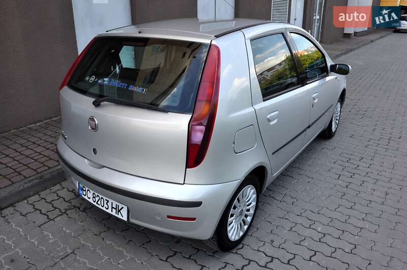 Хетчбек Fiat Punto 2009 в Львові