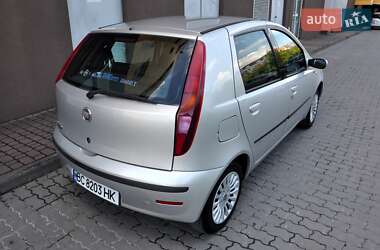 Хэтчбек Fiat Punto 2009 в 