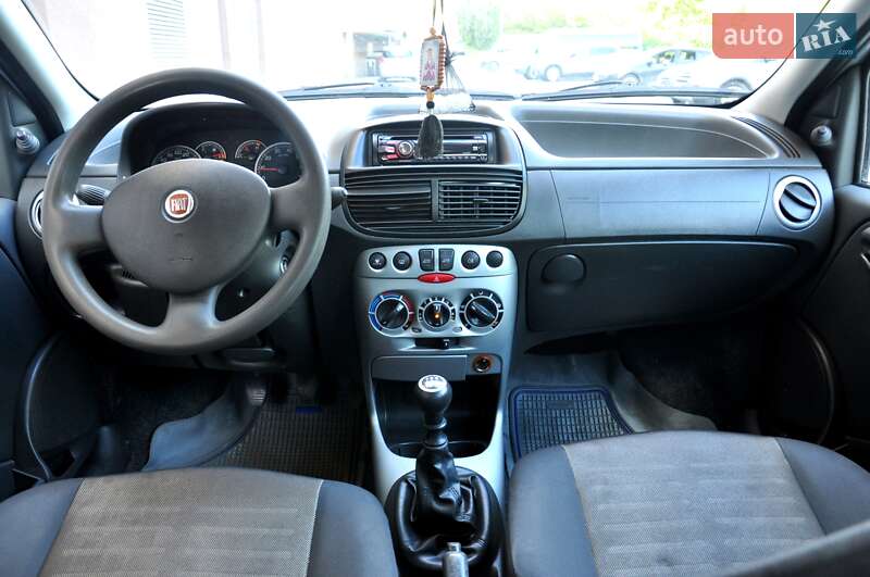 Хетчбек Fiat Punto 2009 в Львові