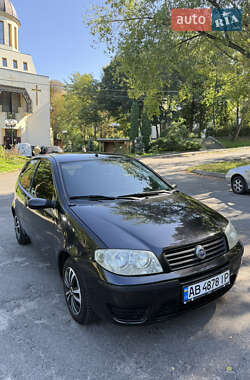 Хэтчбек Fiat Punto 2004 в Киеве