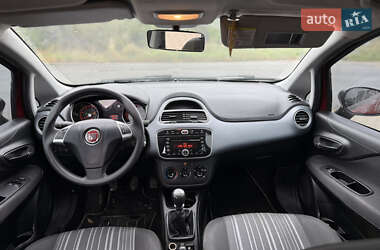 Хетчбек Fiat Punto 2010 в 