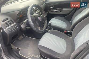 Хэтчбек Fiat Punto 2008 в 