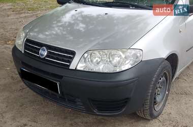 Хетчбек Fiat Punto 2006 в 