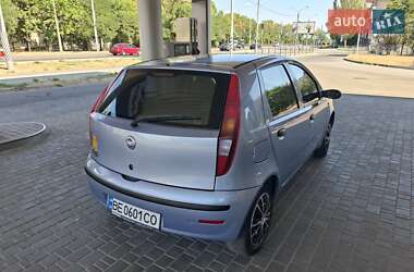 Хэтчбек Fiat Punto 2007 в 