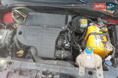 Хэтчбек Fiat Punto 2008 в 