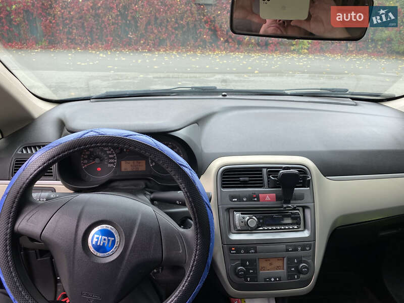 Хэтчбек Fiat Punto 2007 в Днепре