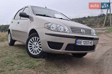 Хэтчбек Fiat Punto 2010 в Николаеве