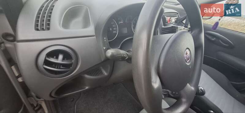 Хэтчбек Fiat Punto 2010 в Николаеве