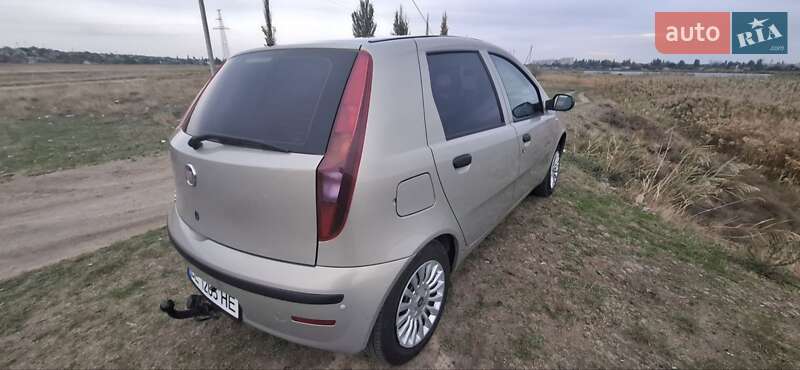 Хэтчбек Fiat Punto 2010 в Николаеве