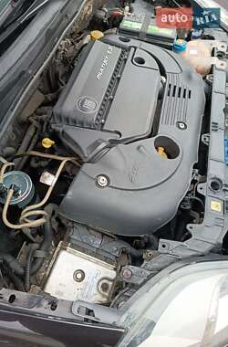 Хетчбек Fiat Punto 2011 в 