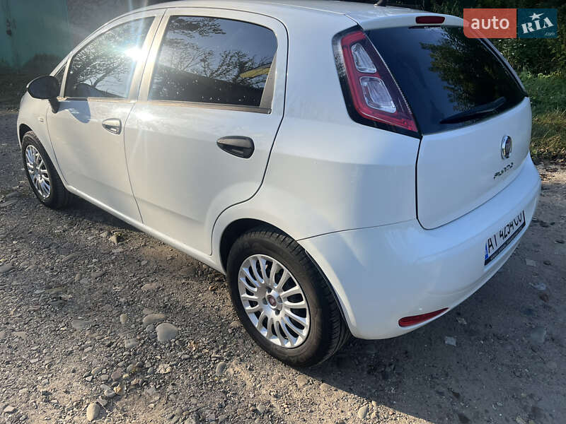 Хэтчбек Fiat Punto 2012 в Калуше фото 3 Хэтчбек Fiat Punto 2012 в Калуше