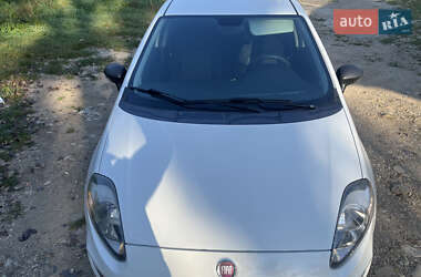 Хетчбек Fiat Punto 2012 в  фото 9 Хетчбек Fiat Punto 2012 в